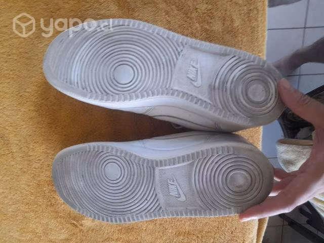 Zapatillas Nike Blancas - Imagen 5