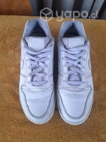 Zapatillas Nike Blancas - Imagen 3