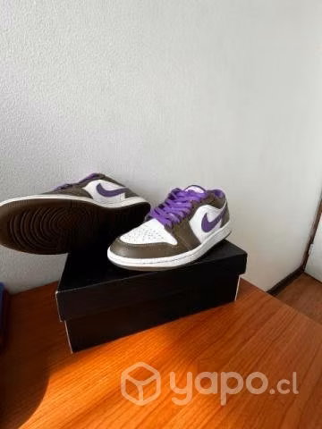Jordan 1 low purple mocha