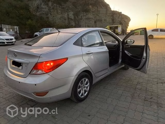Hyundai accent