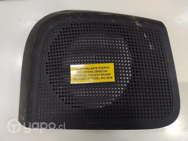 Tapa Parlante Puerta Delantera Derecha (PBH152) Pe