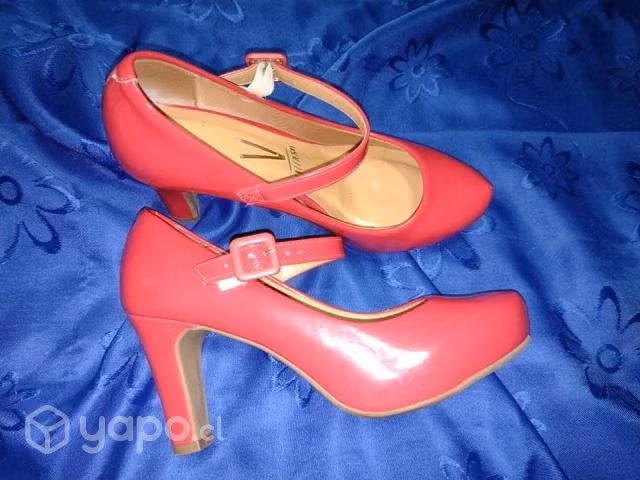 Calzado rojo Vizzano Numero 38