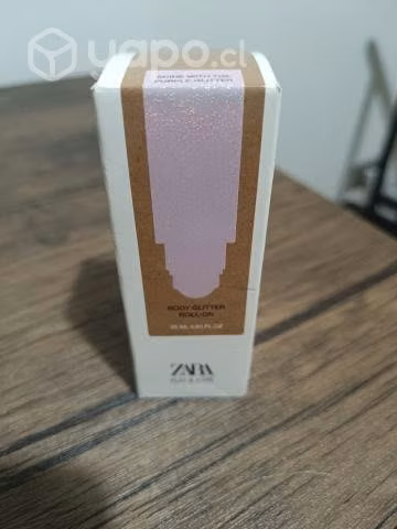 Body glitter roll on