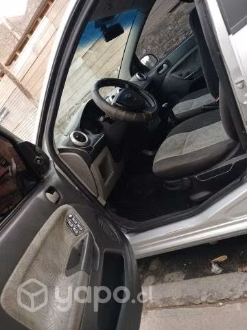 Ford fiesta Trend 2008