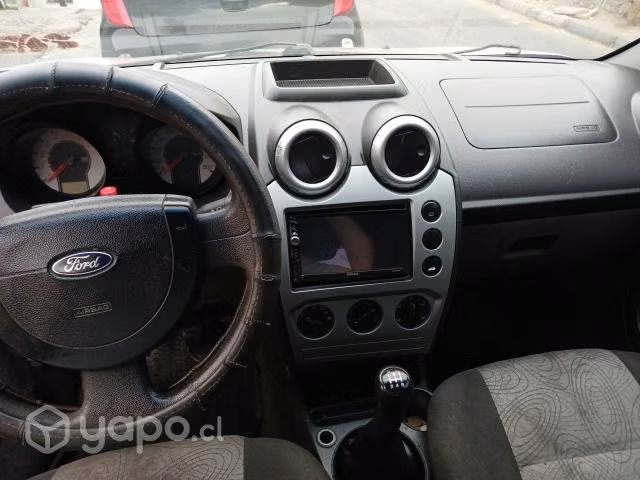 Ford fiesta Trend 2008