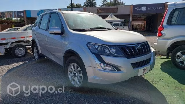 Mahindra xuv500 2019