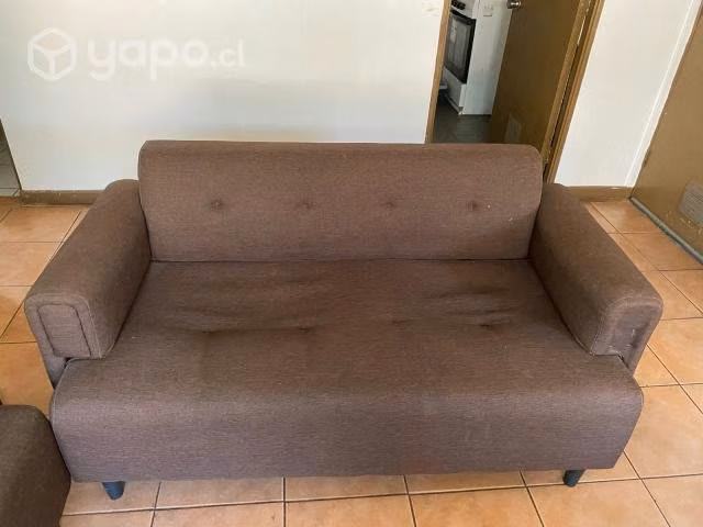 Sofá café casi nuevo