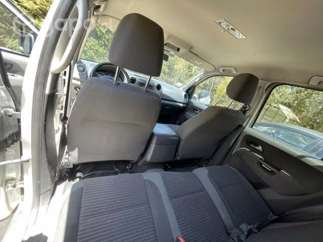 Camioneta amarok Tdi automática diésel - Imagen 11