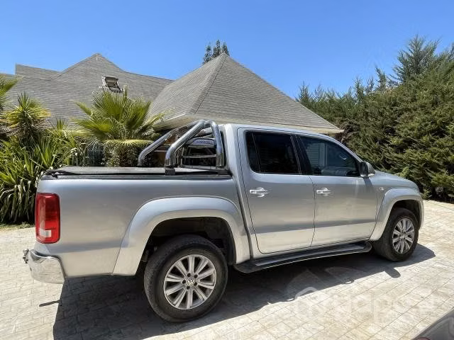 Camioneta amarok Tdi automática diésel - Imagen 3