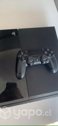 Ps4 con un control y 4 juegos