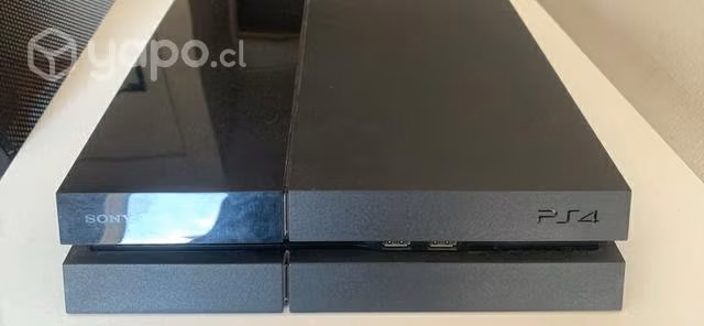 Ps4 con un control y 4 juegos
