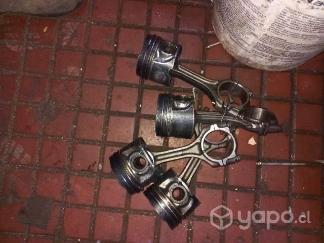 Pistones con bielas mitsubishi l