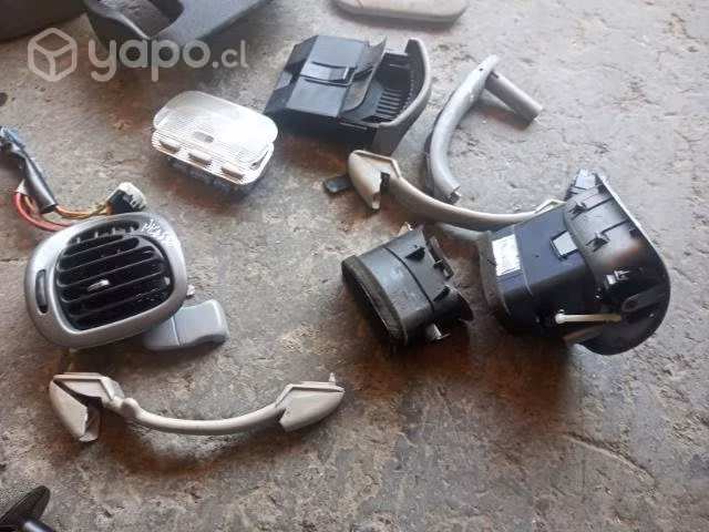 Citroen xsara Picasso plasticos interiores consola