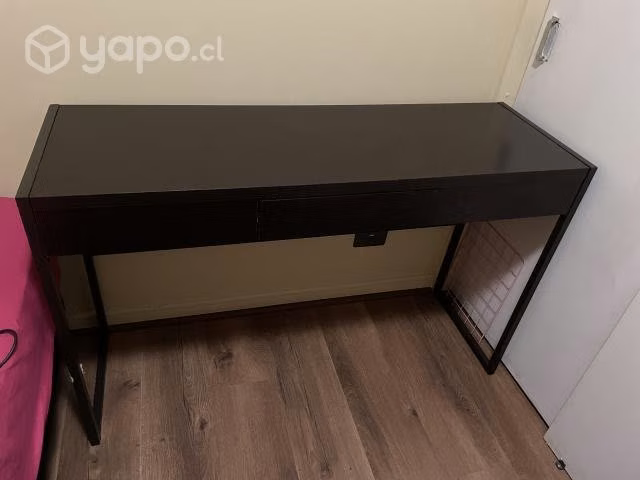 Escritorio amplio