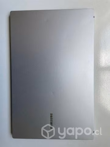 Samsung Galaxy Book2 15.6' i5-1235U 8GB RAM - Imagen 2