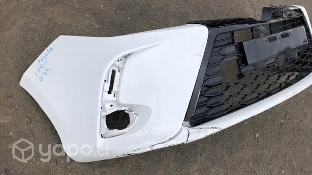 Parachoque Toyota yaris 2022