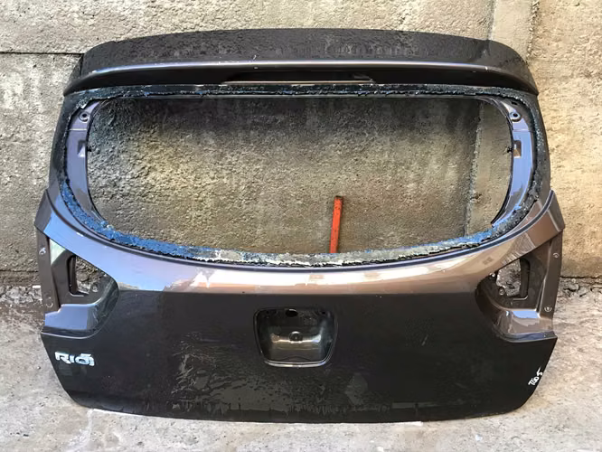 Portalón KIA Río 3 / 5 [2012 al 2017] -Original-
