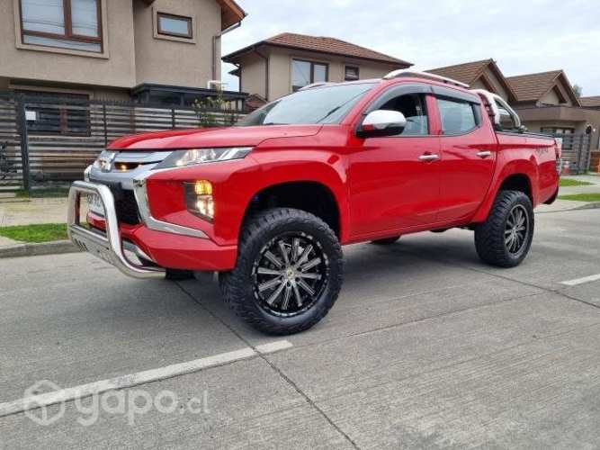 Mitsubishi new l200 katana equipada full