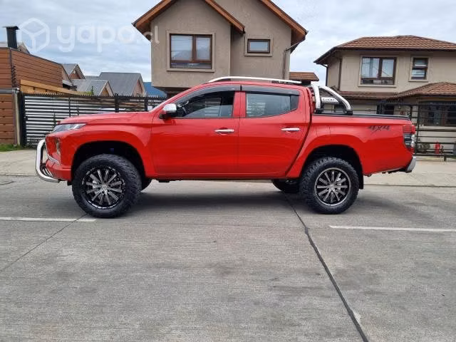 Mitsubishi new l200 katana equipada full
