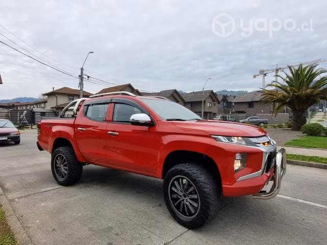 Mitsubishi new l200 katana equipada full