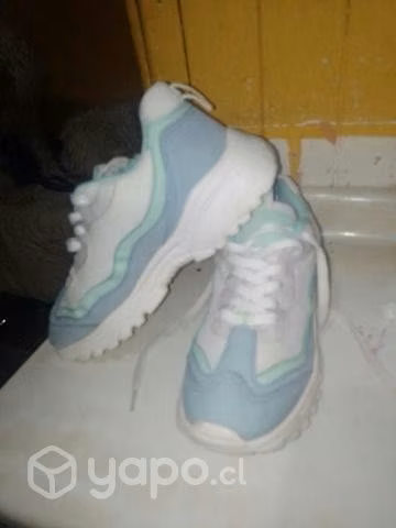 Zapatillas talla 37 - Imagen 2