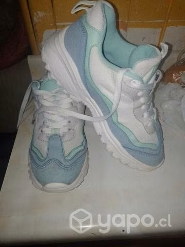 Zapatillas talla 37 - Imagen 3