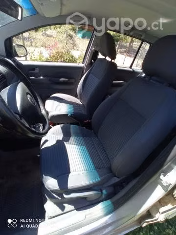 Volskwagen Suran 2010 full