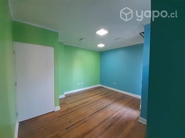 Se hacen trabajos de pintura