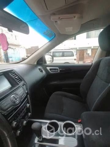 Nissan 2017 Único dueño 2 llaves origin