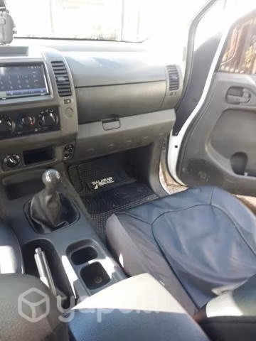 Nissan navara 2014 4x4