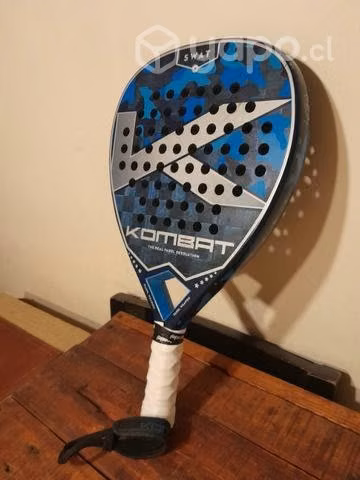 Pala Padel Kombat Española 5 meses uso impecable