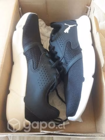 Zapatillas Nuevas - Imagen 2