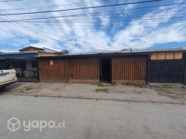 Casa 3 Dormitorios. 2 Baños, Cocina Amplia Amoblad