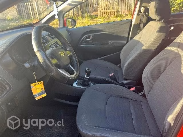Kia rio 4 2012 - Imagen 5