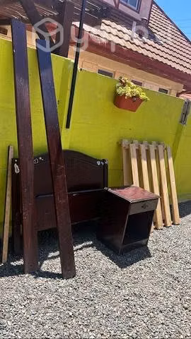 Cama y Velador