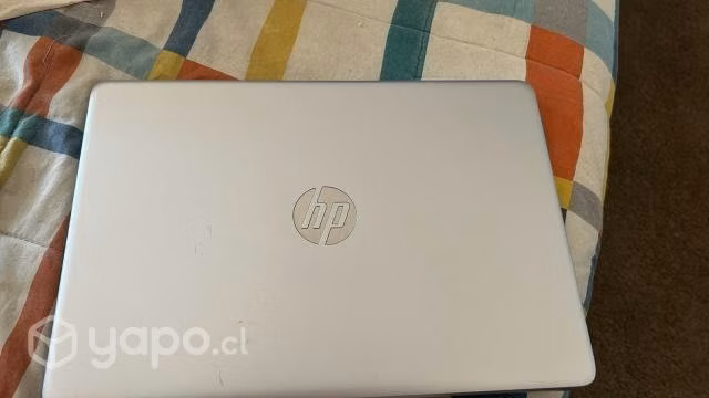 Vendo Notebook HP 14-cf2052la Usado - Imagen 2