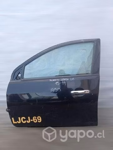 Puerta delantera lh Nissan versa 2012 2019