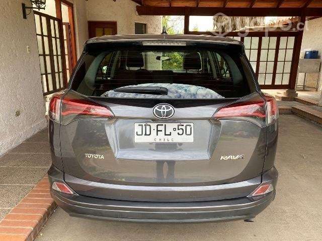 Toyota Rav4 2017 Automatico excelente mantencion - Imagen 2