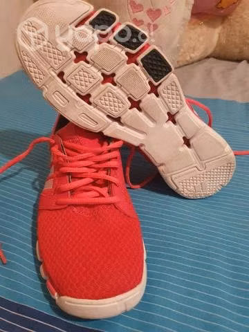 Zapatilla mujer adidas usada - Imagen 5