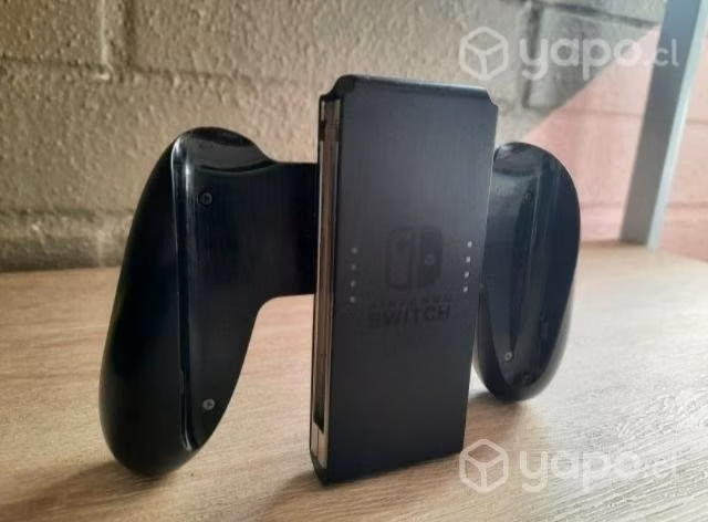 Nintendo Switch V1 con 5 juegos físicos