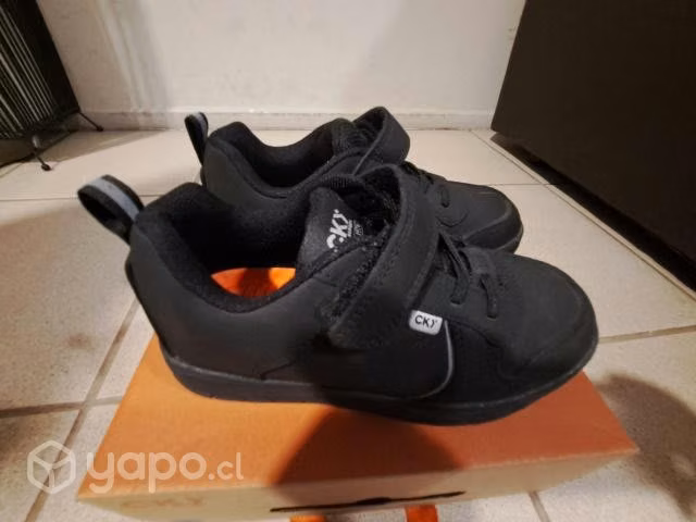 Zapatilla colloky N 32 - Imagen 2