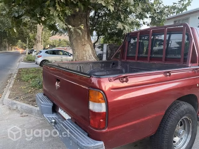Mazda b 2000 2001