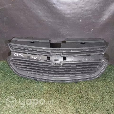 Mascara chevrolet sail 2016 2022 buen estado
