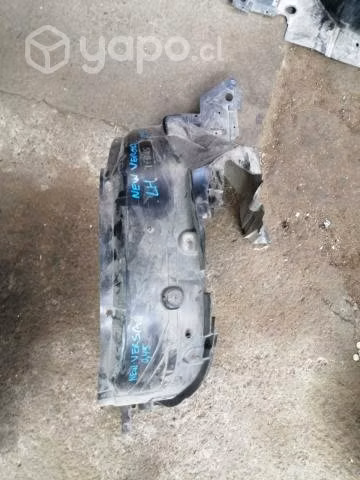 Guarda fango izquierdo nissan new versa original