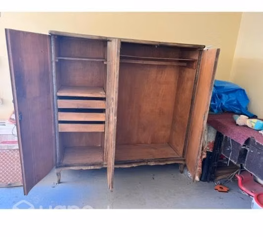Vendo clóset antiguo en muy buen estado