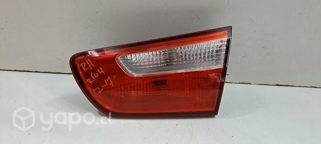 Foco trasero rh de maleta kia rio 4 12-16