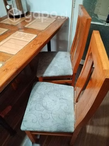 Comedor de madera + 4 sillas - Imagen 2