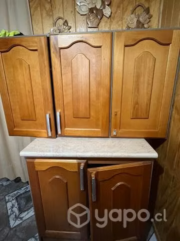 Muebles de madera con marmol