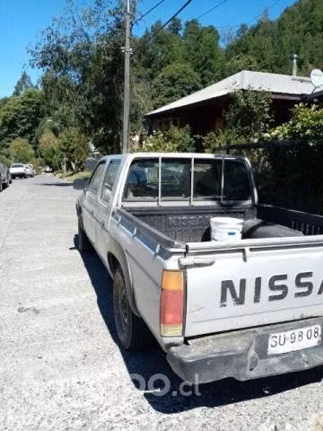 Nissan 1999