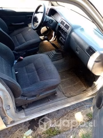 Nissan 1999